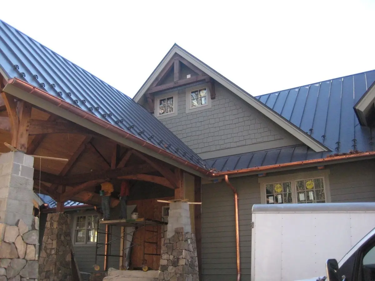 Craftsman Roofing team delivering quality roofing work in Indian River Estates
